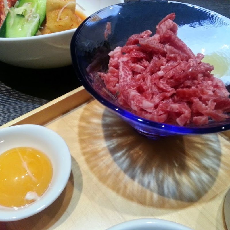 ユッケ(ざぶとん )