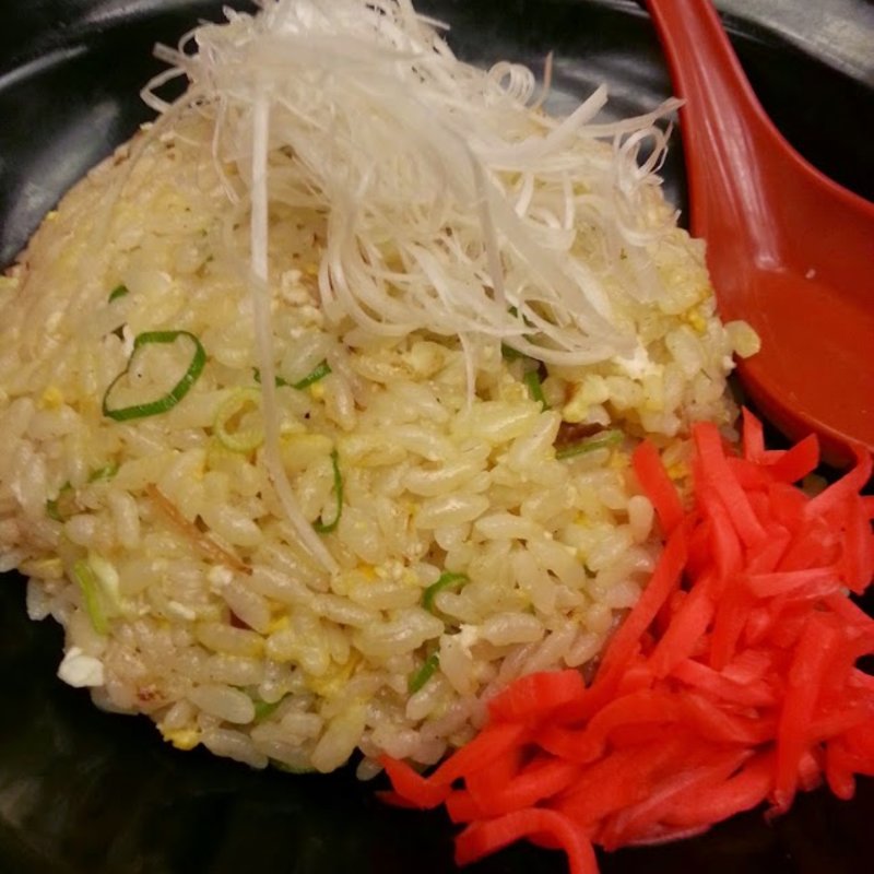 チャーハン(《24時間営業》 串カツ×メガ盛り 日本一の串かつ横綱 新世界通天閣店)