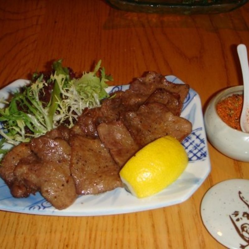 牛タン塩焼き(魚八日本料理)