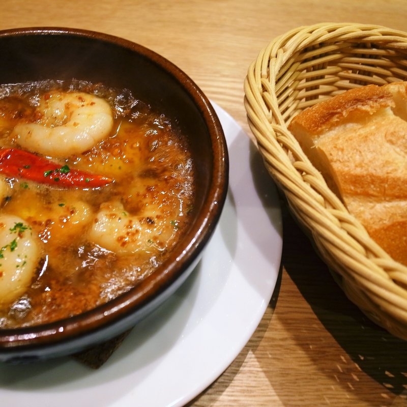 海老のアヒージョ(ラ ガジェガ)