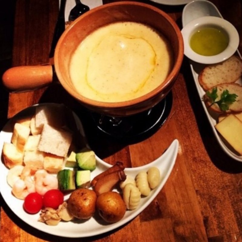 チーズフォンデュ(チーズレストラン DAIGOMI （ダイゴミ）)