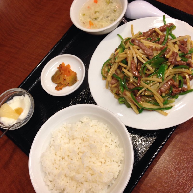 青椒肉絲定食(華縁 四谷三丁目店 )