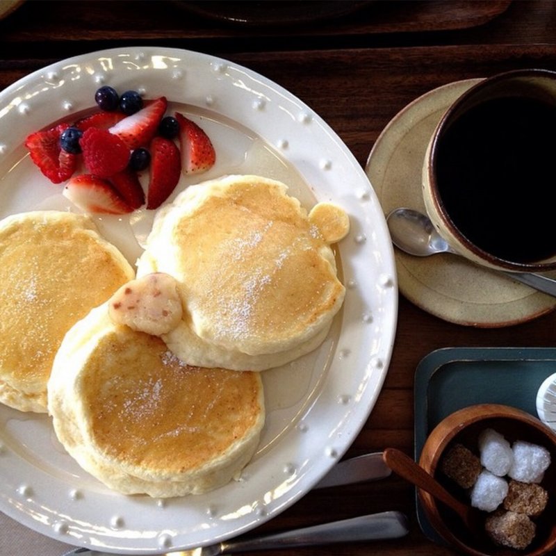 リコッタチーズのスフレパンケーキ　苺(コパン・コピーヌ)