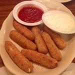 Mozzarella cheese sticks(Lomeli's Italian Restaurant)