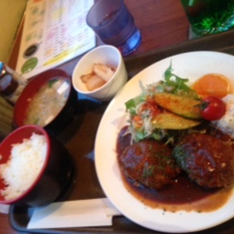 ハンバーグ定食(PLAZA CAFE)