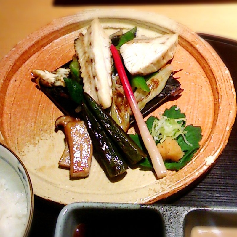 魚鉄板焼ランチ(錦輝茶寮 （キンキサリョウ）)