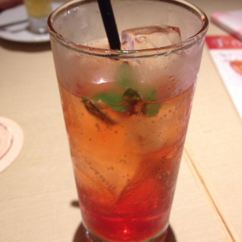 カムカムソーダ(ウメ子の家 品川駅前店 )