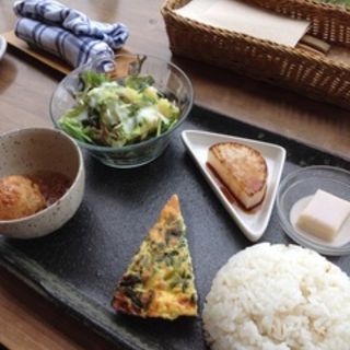 週替わり煮込みプレートセット(マドカフェ （mado cafe）)