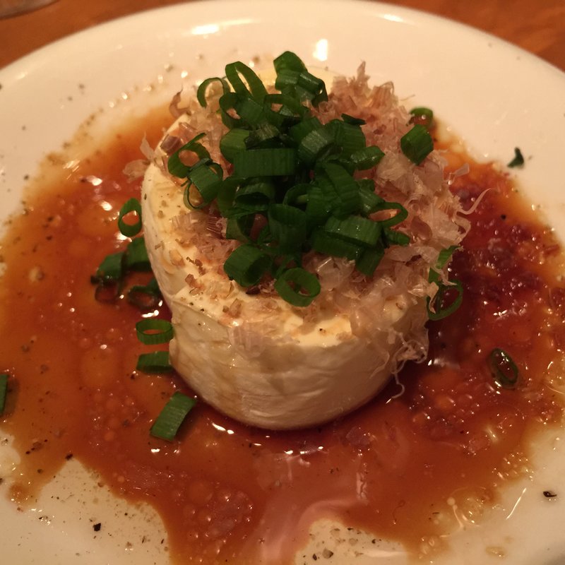 クリームチーズ冷奴風(天神呑人 （てんじんどんと）)