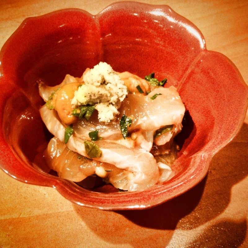 平目の昆布〆生ウニ和え(やす江)