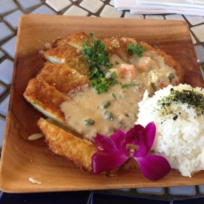 Calamari steak (Barefoot Beach Cafe)