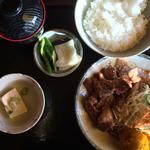 カルビ焼き肉定食(レストラン カントリー)
