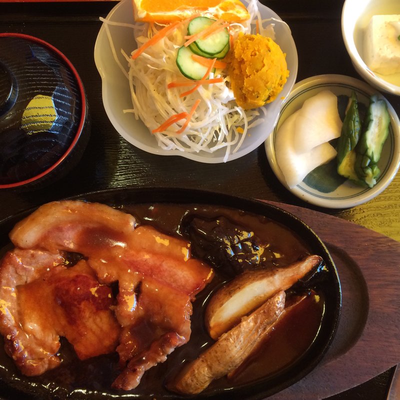 ポークチャッブ定食(レストラン カントリー)