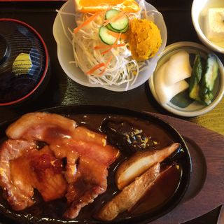 ポークチャッブ定食(レストラン カントリー)