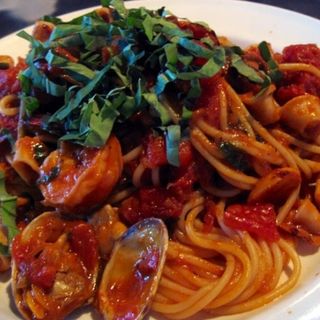 Seafood Spaghetti w tomato Sause(Bistro Beaux)
