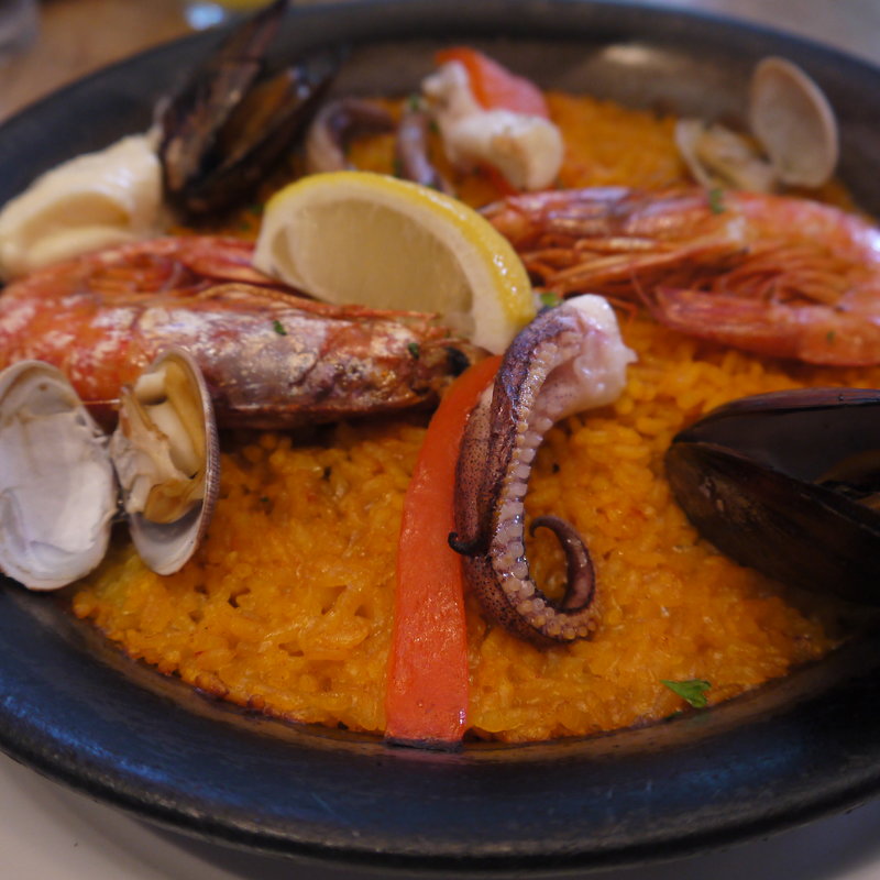 魚介のパエリヤ(Bar Español LA BODEGA 大阪店（バル エスパニョール ラ ボデガ）)