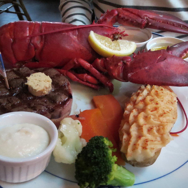 活！ロブスター半尾（オマール）オーブン焼き(サムズバイザシー)