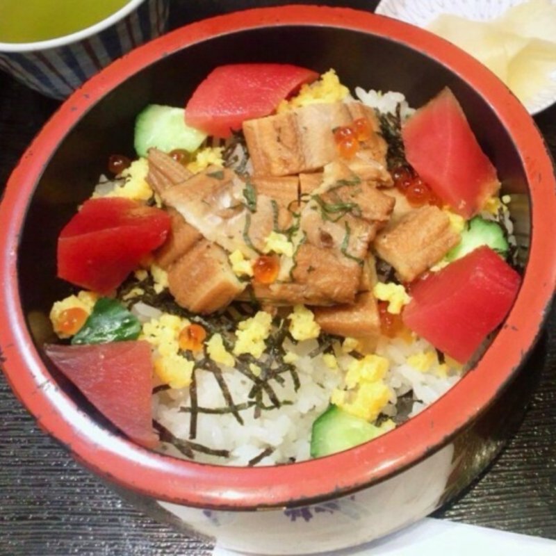 穴子ちらし丼(焼津さかな工房 )