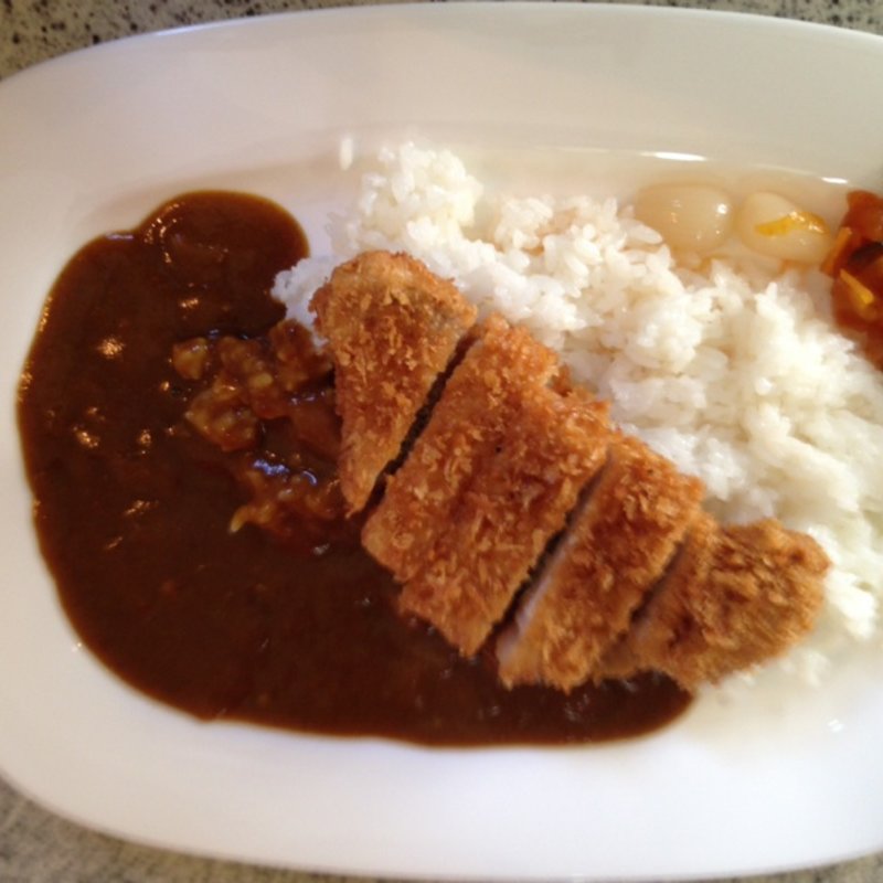 阿波ポークのカツカレー(レストラン一粒の麦)