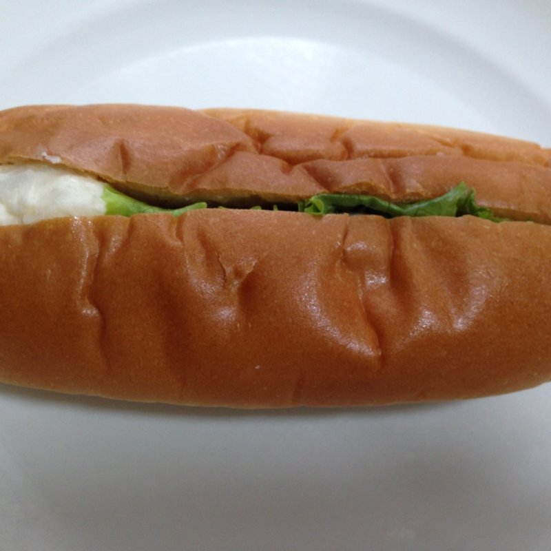 ポテトサラダドッグ(ベーカリー＆カフェ ル・パセリ)