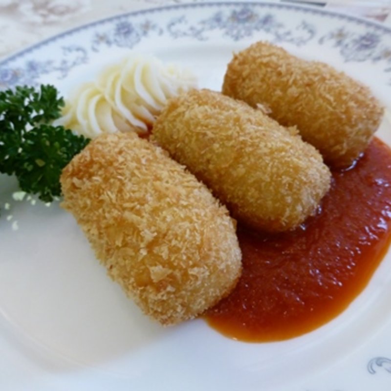カニクリームコロッケ(五島軒本店 レストラン雪河亭)