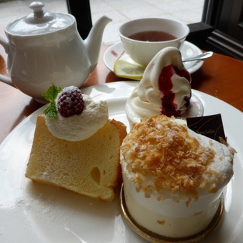 ケーキセット(北菓楼 砂川本店)