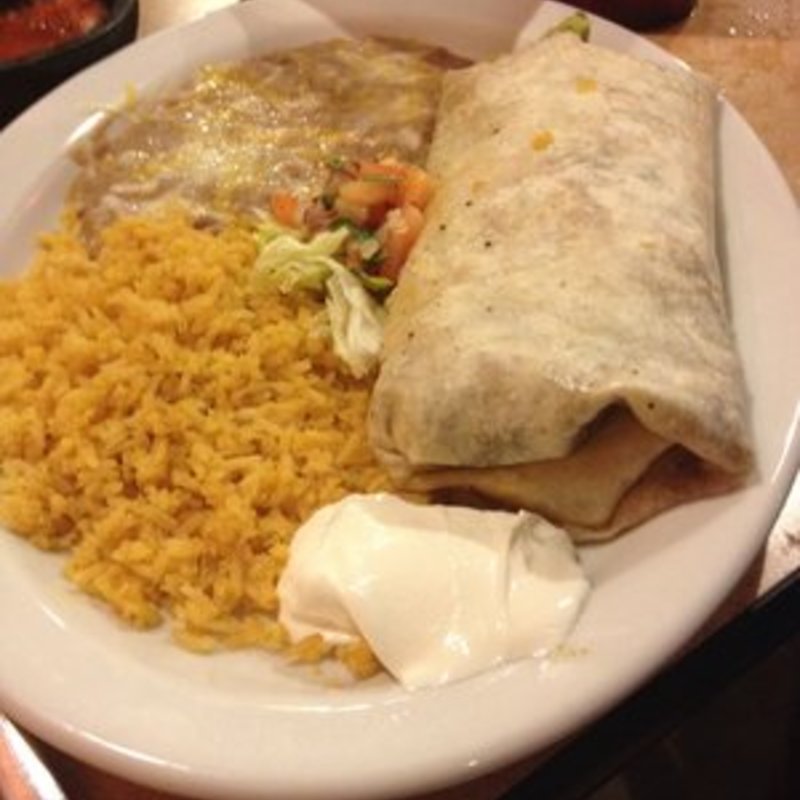 Chicken burrito(El Mariachi )