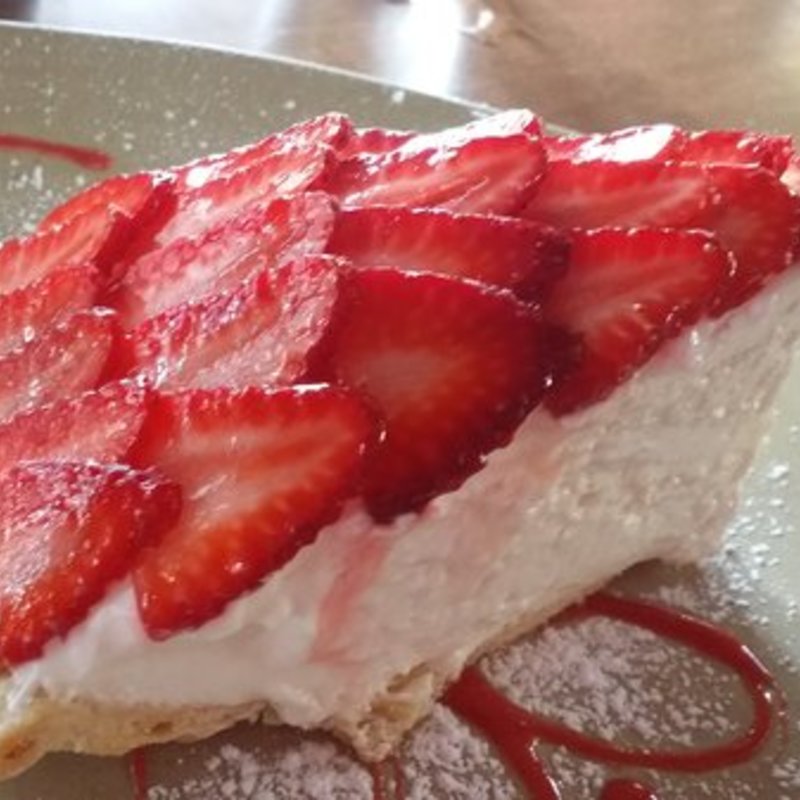 Strawberry cream pie (Monkeypod Kitchen at Ko Olina)