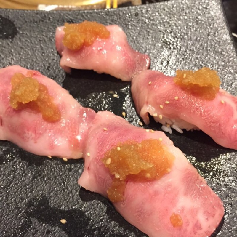 握り(焼肉処　くらちゃん)