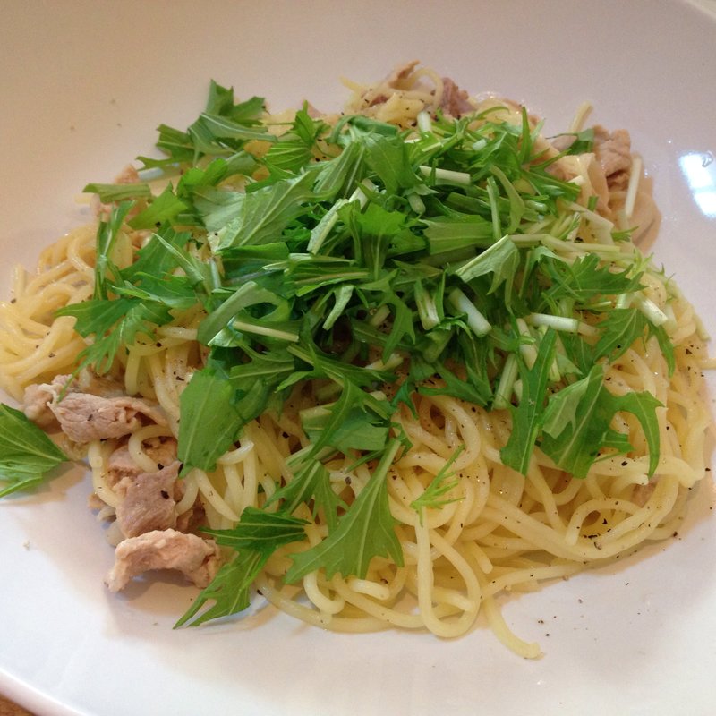  特製塩ダレ焼ソバ(深夜特急 アジアン キュジーヌ カフェアンドバー)