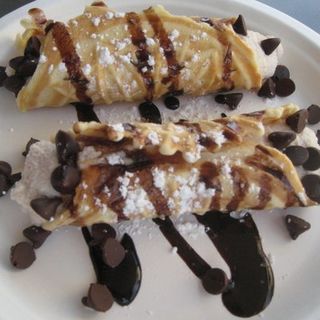 Chocolate Chip Cannoli(Pizza Corner)