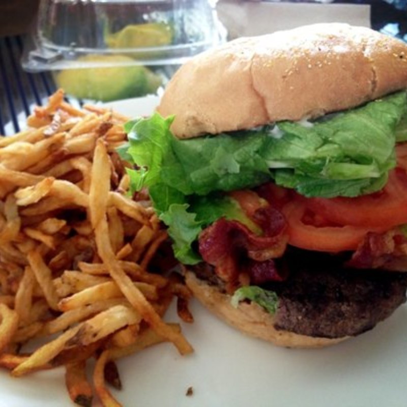 Avocado bacon half pounder(Kua Aina Sandwich)