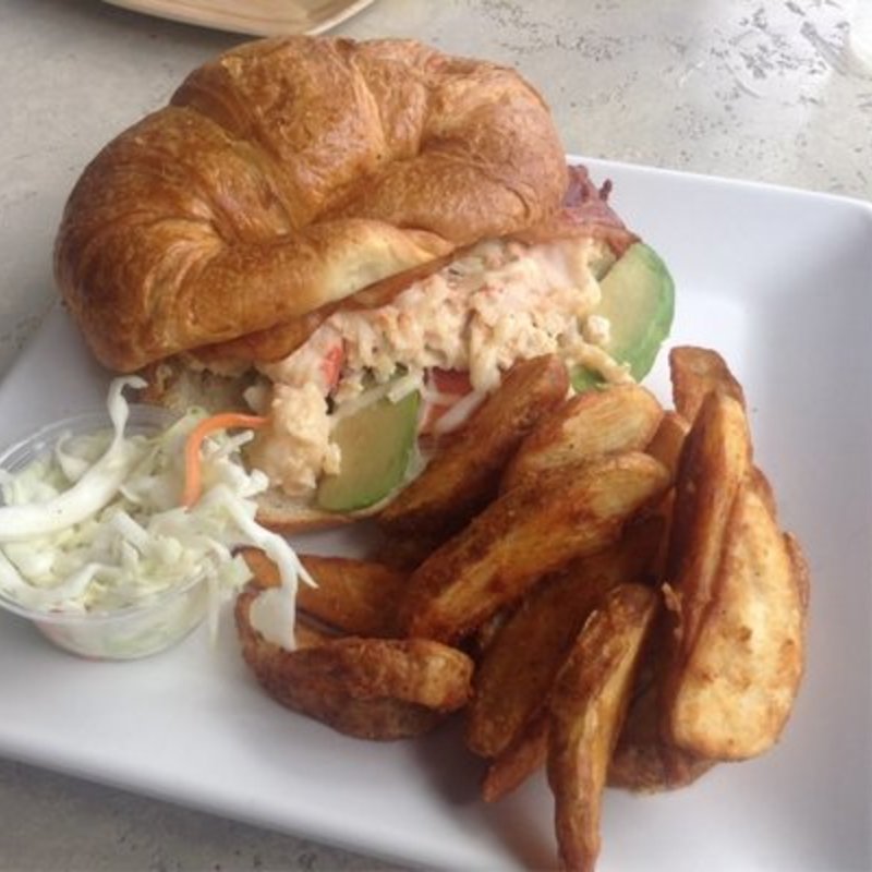 Lobster salad on croissant (Longboards)