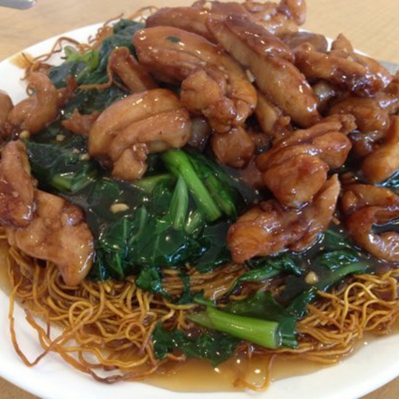 Chicken with Choy Sum over Crispy Noodles(Moon Garden Restaurant)