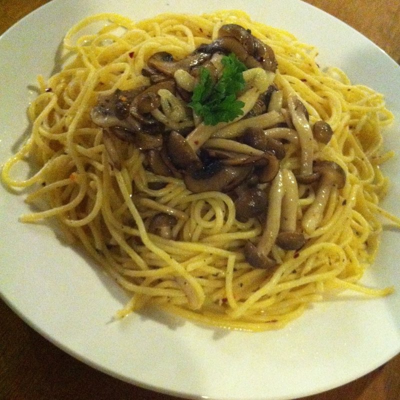 Mushroom Aglio Olio(Ode Art Café)