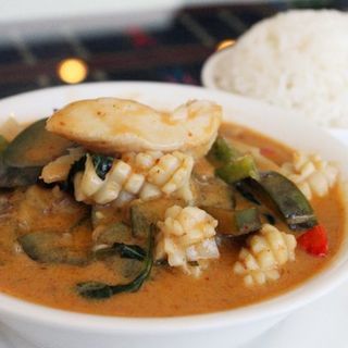 Red Curry (Thai Village)