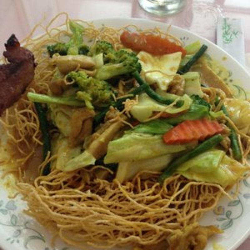 Crispy fried noodles(Green Papaya Bistro Vietnamase Cuisine)