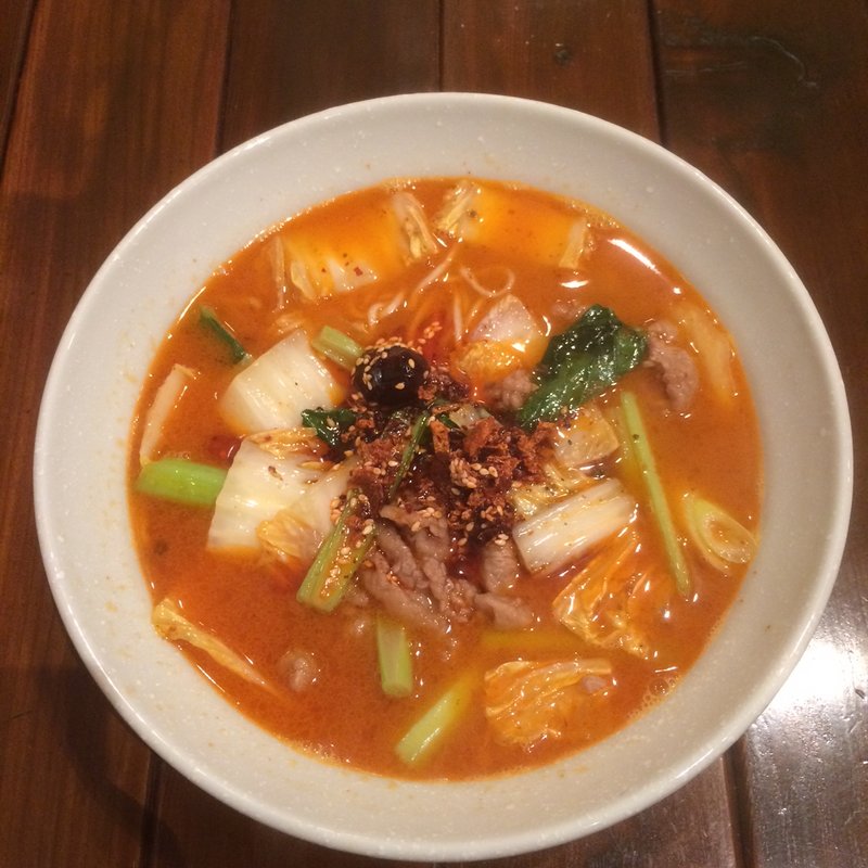 牛肉麺(担々麺 海苑 （【旧店名】中華料理 海苑）)