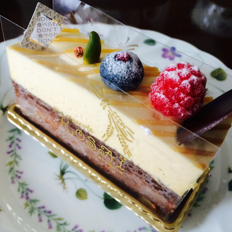 カラメルムース&ナッツのブラウニー(KOSAI)