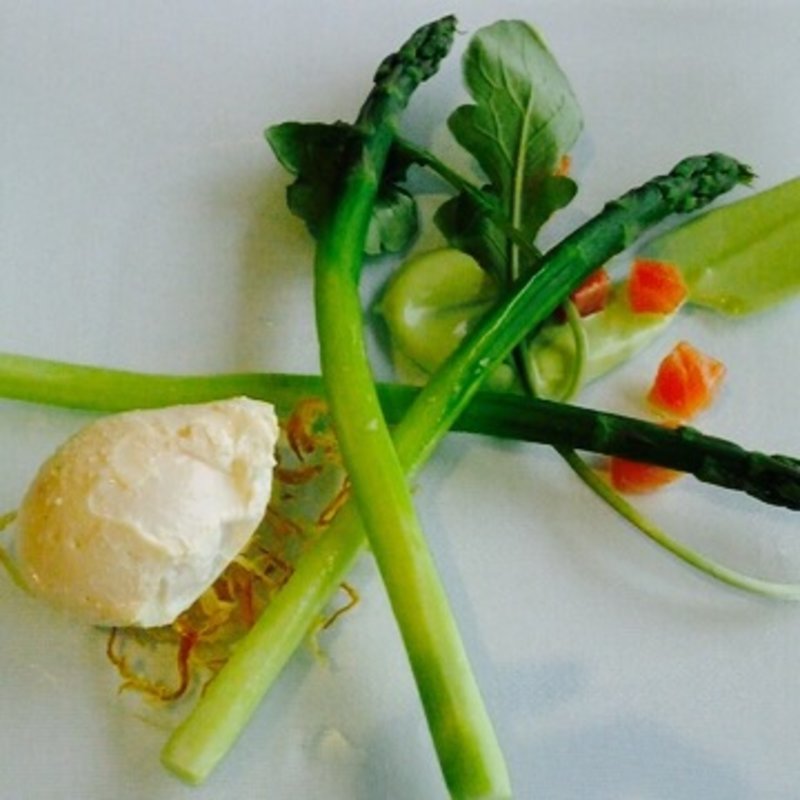 アスパラガスのサラダ(パニエ)