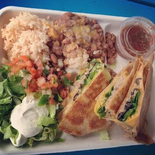 Kalua pig quesadilla(Pupukea Grill)