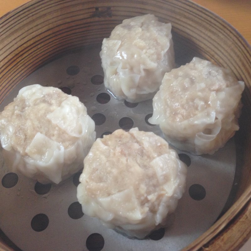 帆立貝のシューマイ（4ヶ）(中華レストラン セドレ)