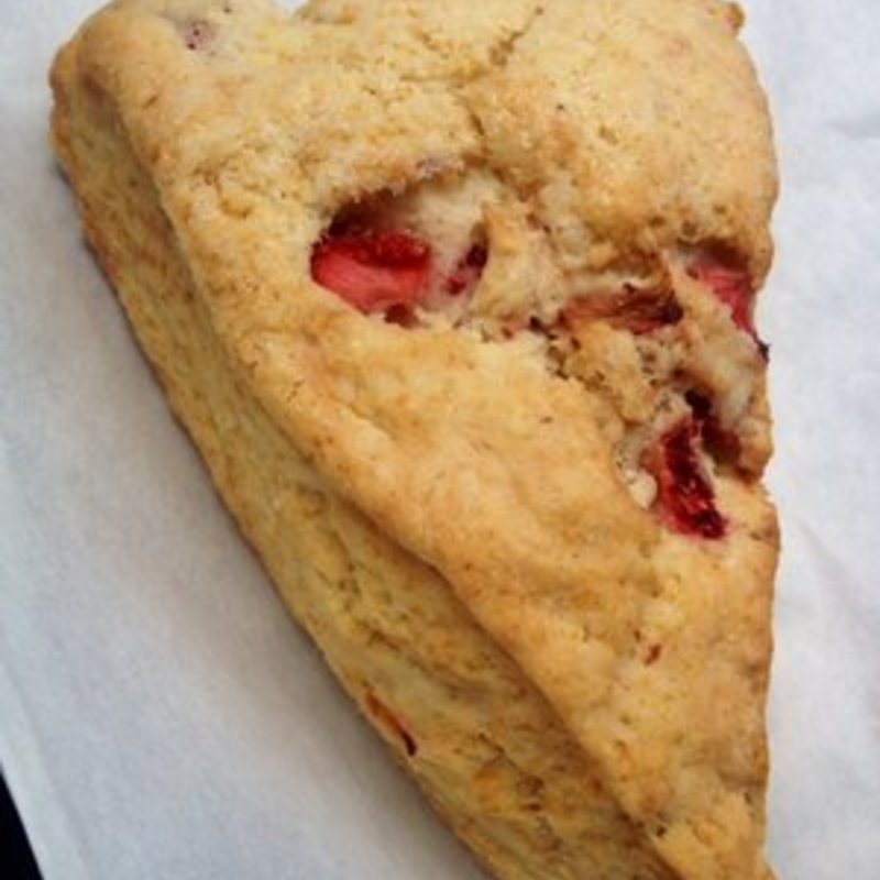 Strawberry Scone(Sure Shot Cafe)