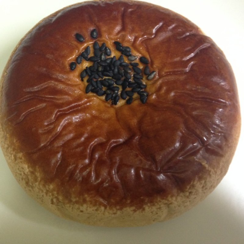 月寒あんぱん　黒胡麻あん(月寒あんぱん本舗 ほんま 新千歳空港店)
