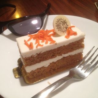 carrot cake(Honolulu Coffee Co)