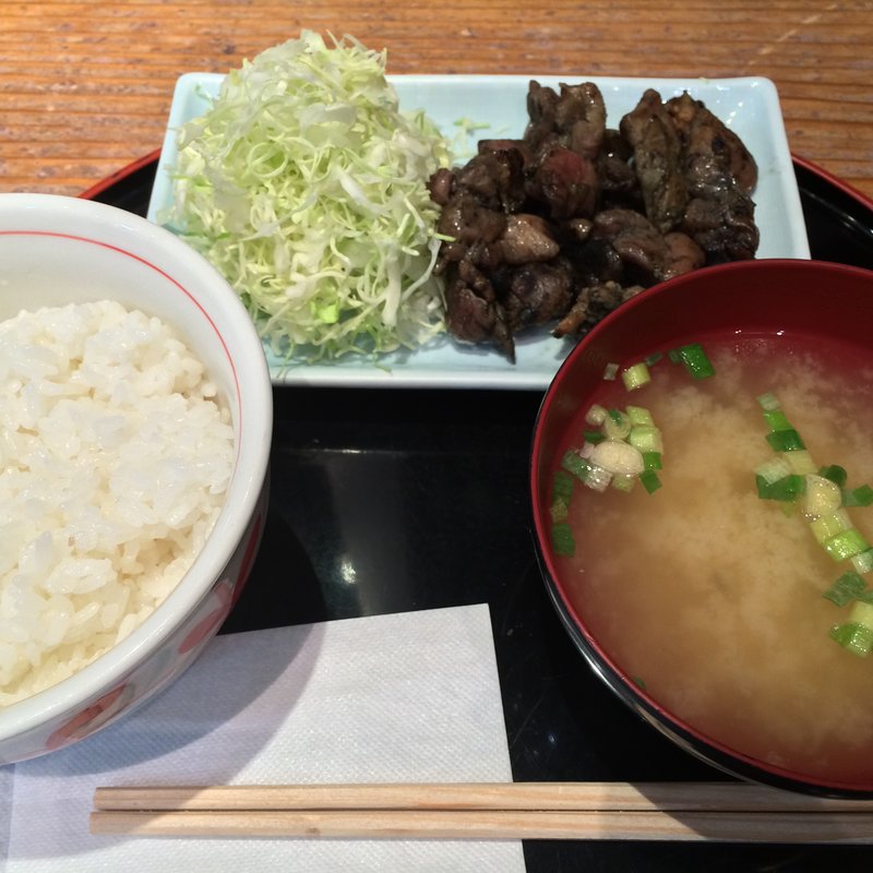 鶏の炭火焼き(新宿みやざき館 KONNE｜Miyazaki Prefectural Product Center)