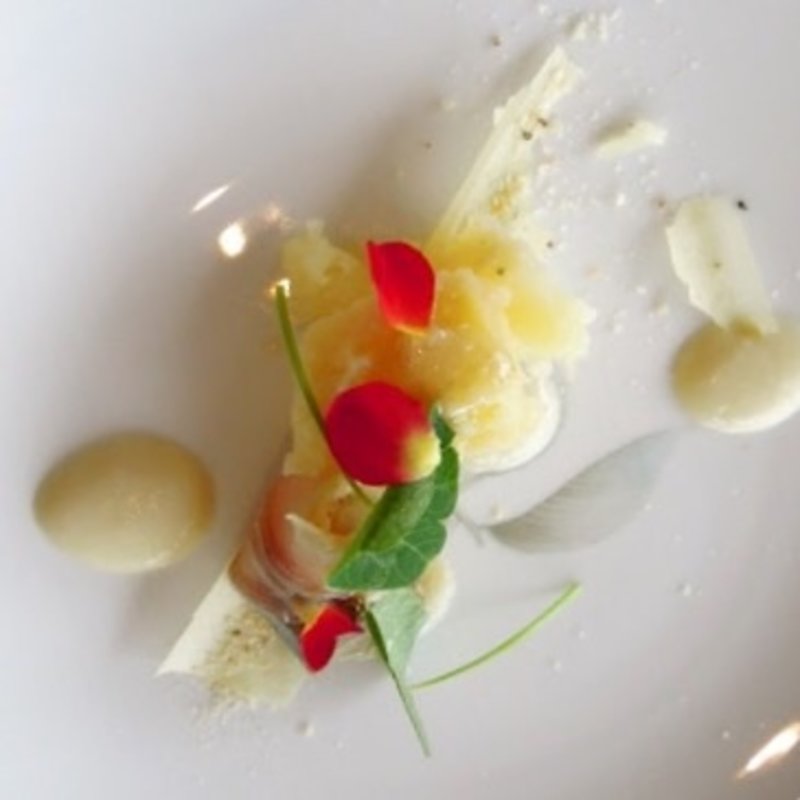 チーズの前菜(パニエ)