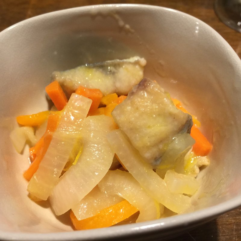 さわらとにんじんのエスカベッシュ(仏蘭西料理店 掌)