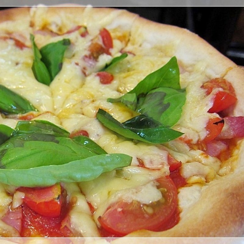 シシリアンルージュートマト　PIZZA(テイアンドシイ （T&C）)