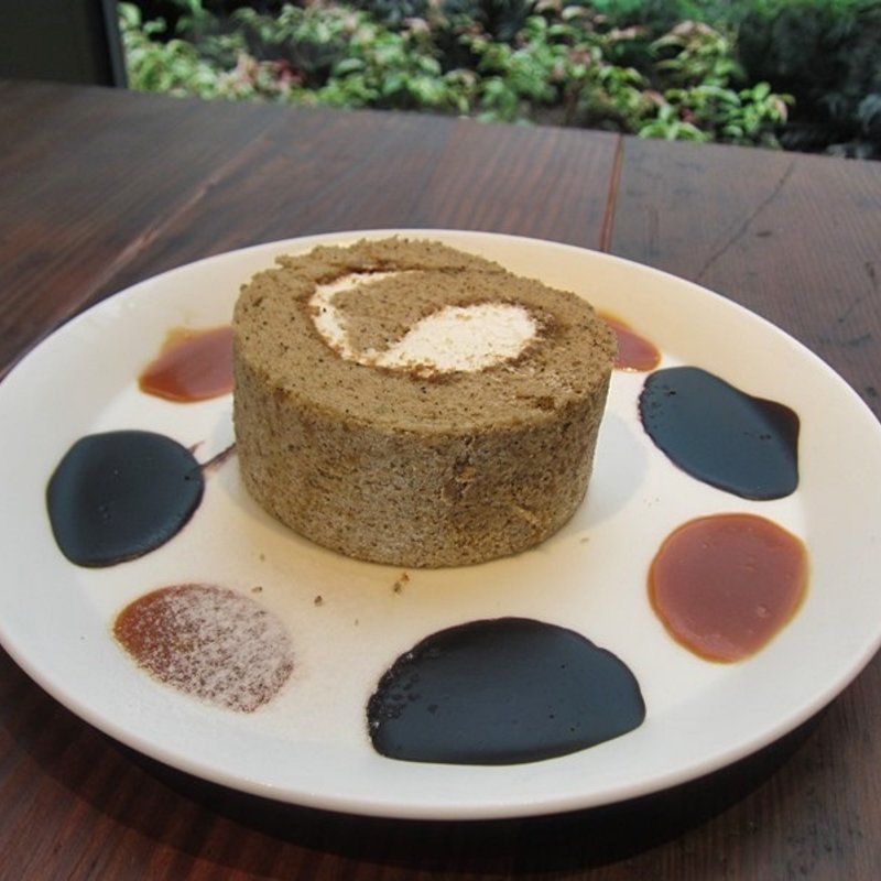 コーヒーロール(カフェ コクテル堂 横浜みなとみらい店)